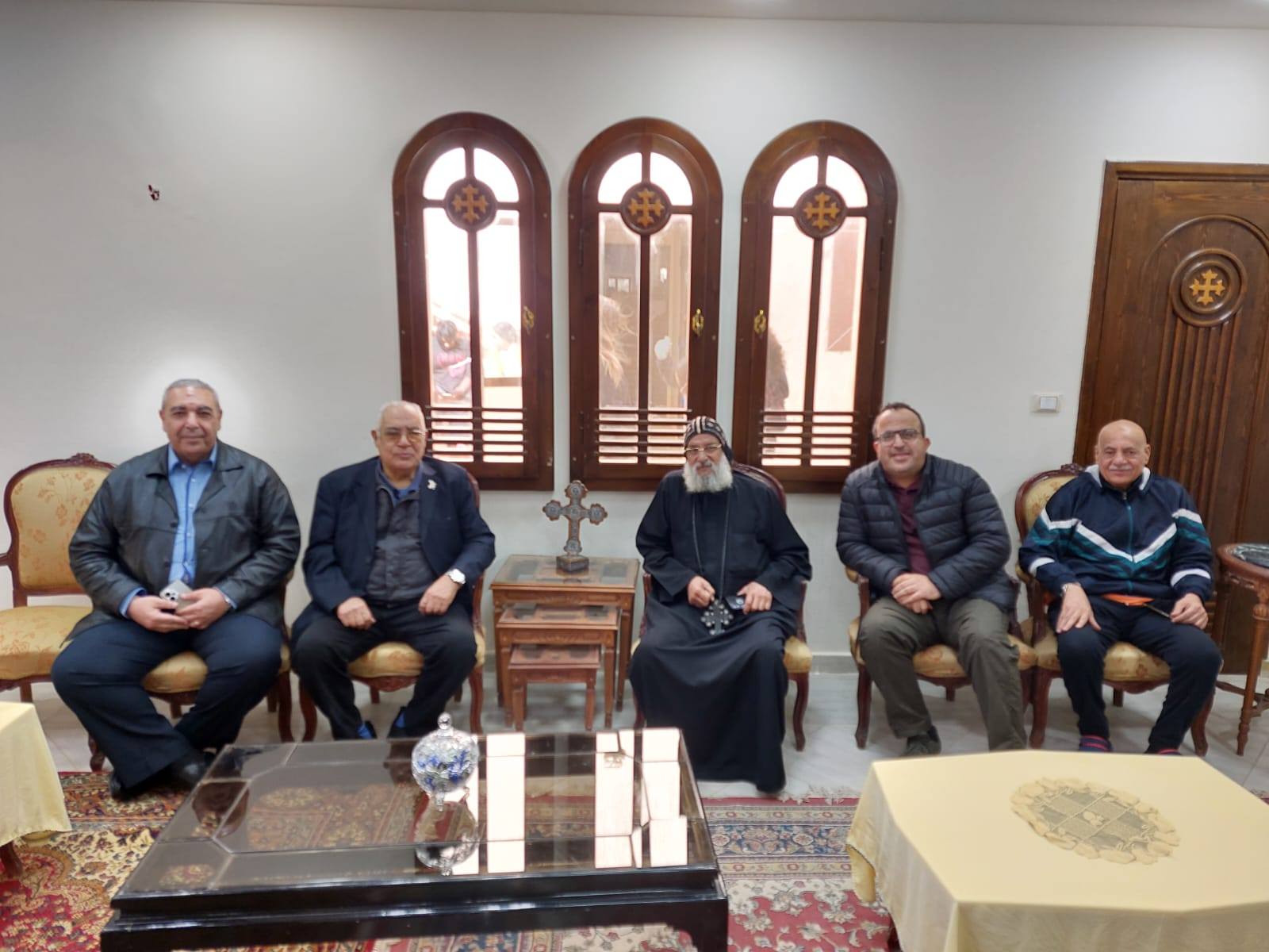 زيارة وفد المعهد الرسمي لكنيسة مارمينا و مارجرجس برأس سدر